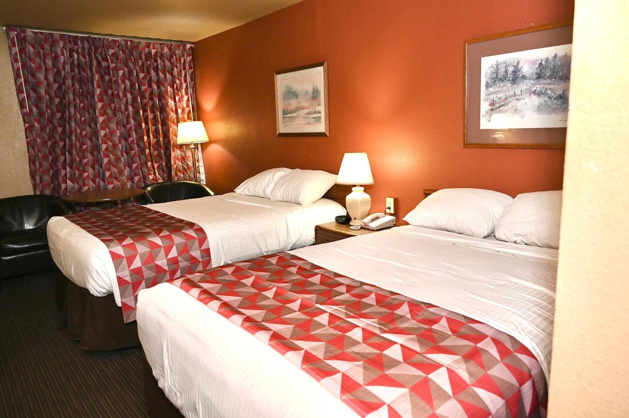 Fortune Inn & Suites Newport Bagian luar foto